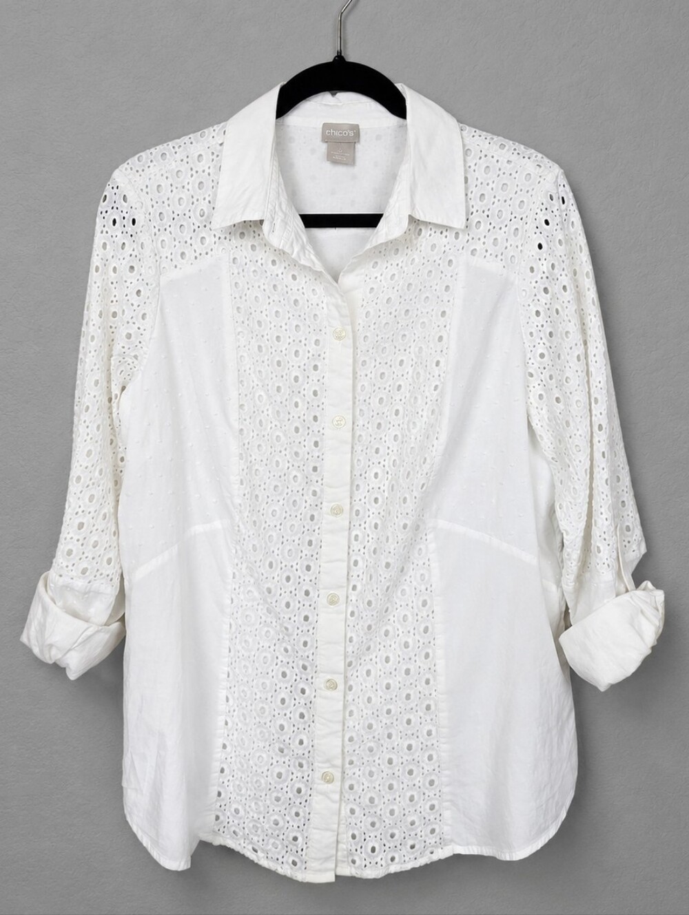 Chico's White Eyelet Button Up Shirt 100% Cotton Roll Tab Sleeve Size 2 Large